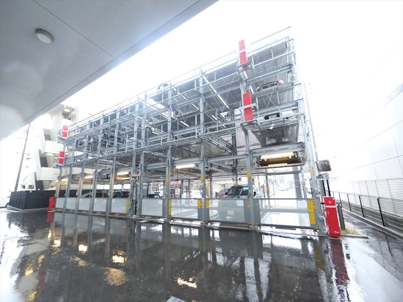 Ｓ－ＲＥＳＩＤＥＮＣＥ六番町 駐車場