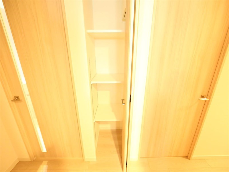 Ｓ－ＲＥＳＩＤＥＮＣＥ六番町 収納