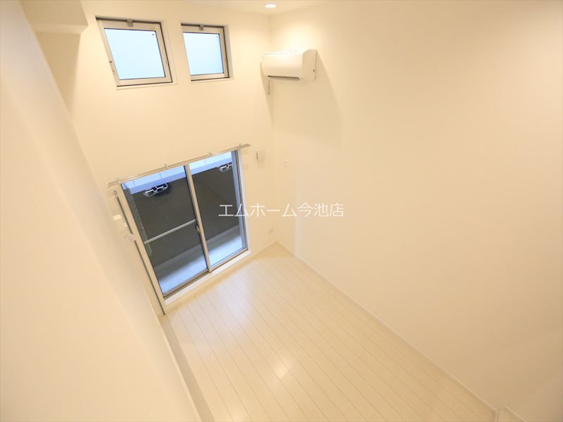 アルナージ川西 その他