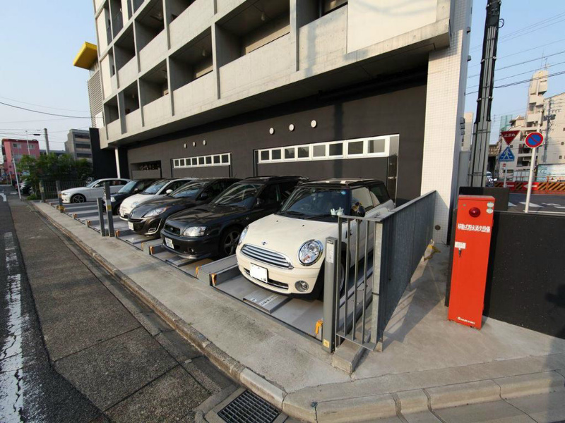 S-FORT六番町（エスフォート） 駐車場