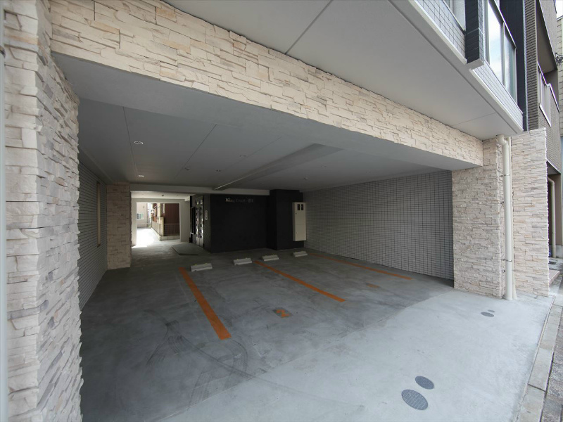 ウィングコート徳川 駐車場