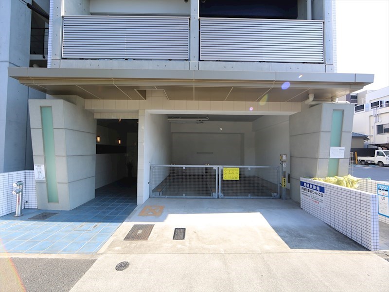 ｎｅｘｔａｇｅ　ｓａｋｕｒａｙａｍａ（ネクステージ桜山） 駐車場