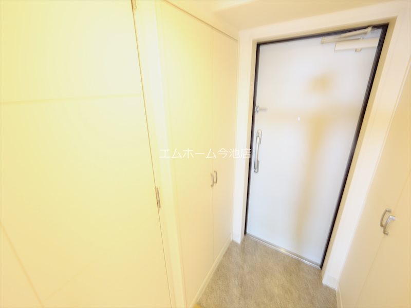 ｎｅｘｔａｇｅ　ｓａｋｕｒａｙａｍａ（ネクステージ桜山） 玄関