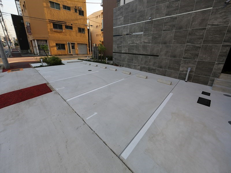 ＤＩＡＭＯＮＤ ＭＯＯＮ（ダイアモンドムーン） 駐車場