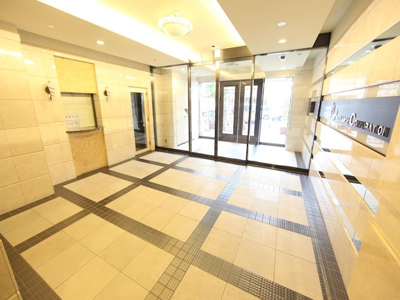 プレサンス大須観音駅前サクシード エントランス