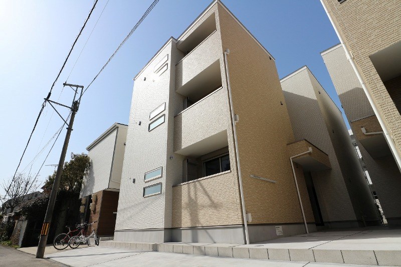 ＲＥＧＡＬＥＳＴ守山II 外観