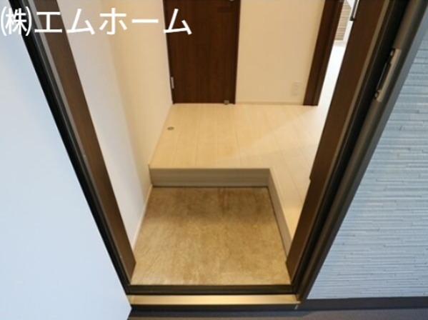 GRANDTIC新瑞橋駅前 玄関