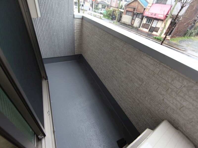 オウルージュ鶴里駅前 ベランダ