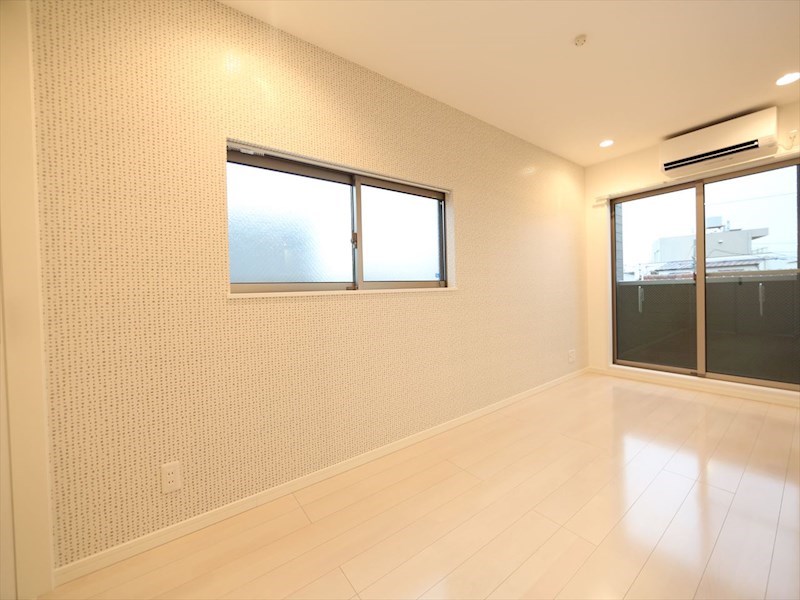 Ｌｏｆｔ10名駅 リビング