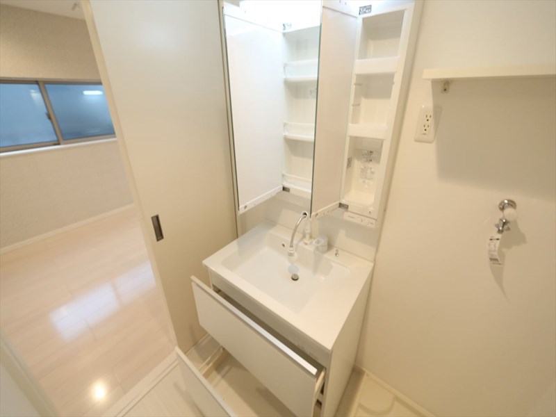 Ｌｏｆｔ10名駅 洗面所