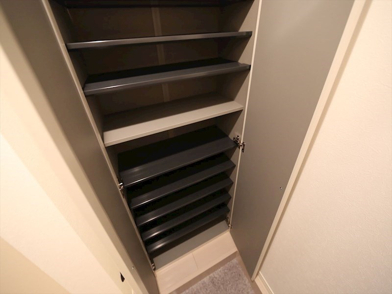 Ｌｏｆｔ10名駅 玄関