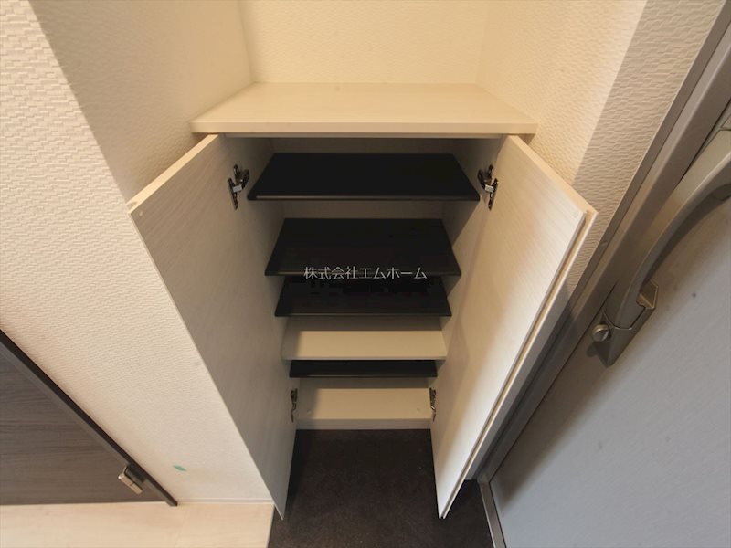 RESIDENCIA御器所 玄関