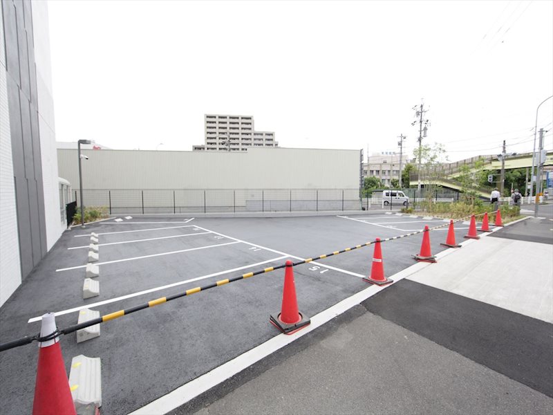 S-RESIDENCE茶屋ヶ坂（エスレジデンス） 駐車場