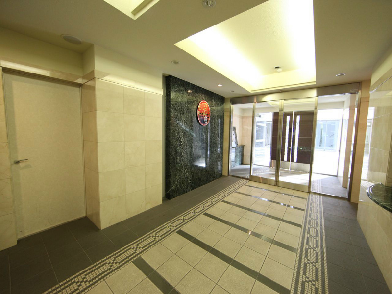 ライジングコート名古屋駅前東 エントランス