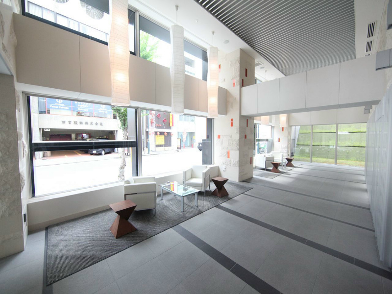 ＴＨＥ　ＳＡＫＡＥ　ＲＥＳＩＤＥＮＣＥ エントランス
