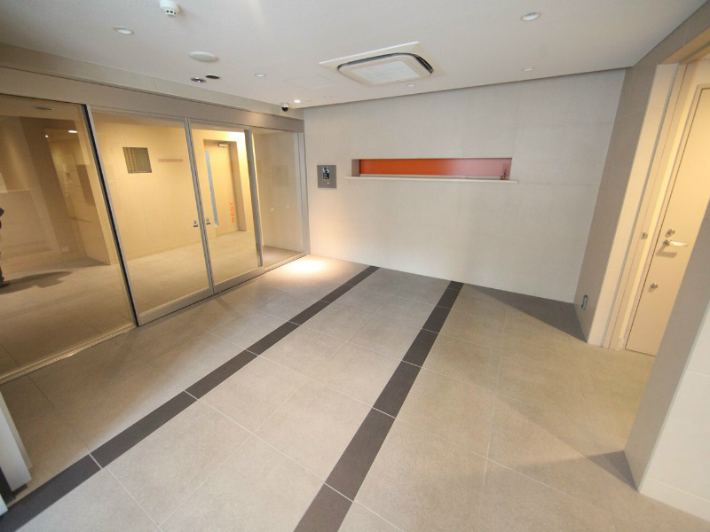 ＴＨＥ　ＳＡＫＡＥ　ＲＥＳＩＤＥＮＣＥ エントランス