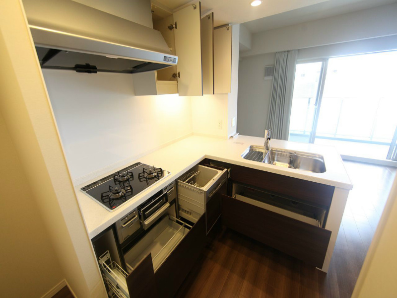 ＴＨＥ　ＳＡＫＡＥ　ＲＥＳＩＤＥＮＣＥ キッチン