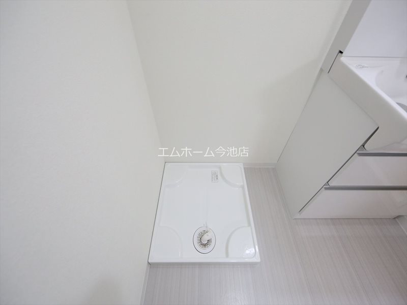 IE 新栄 洗面所