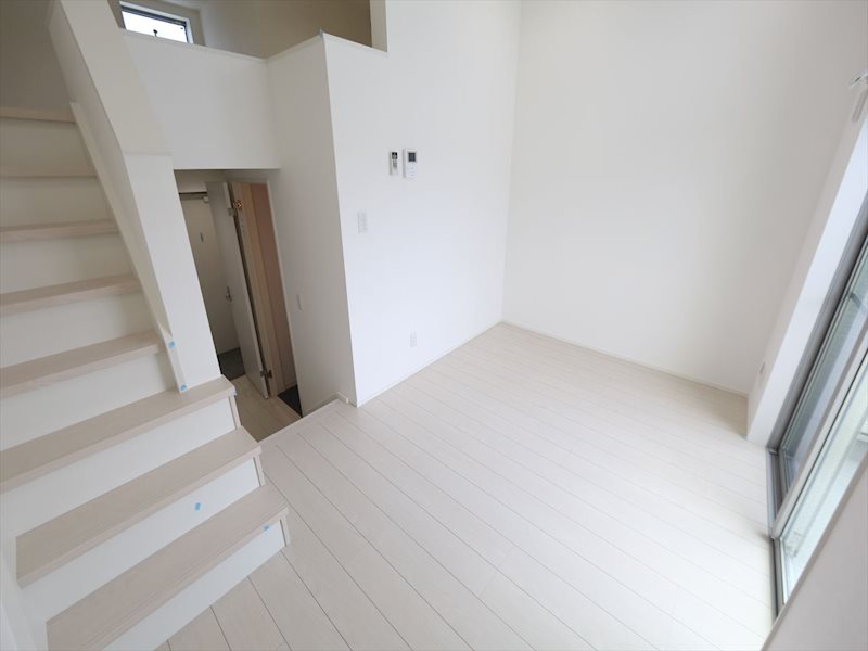 ＳＰＩＣＡ中島新町 リビング