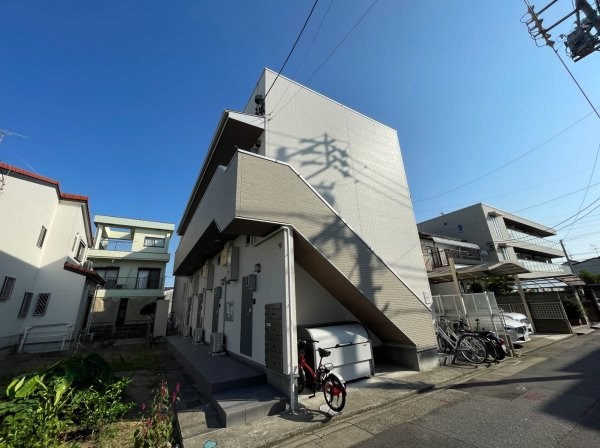 マロンディーグル 外観