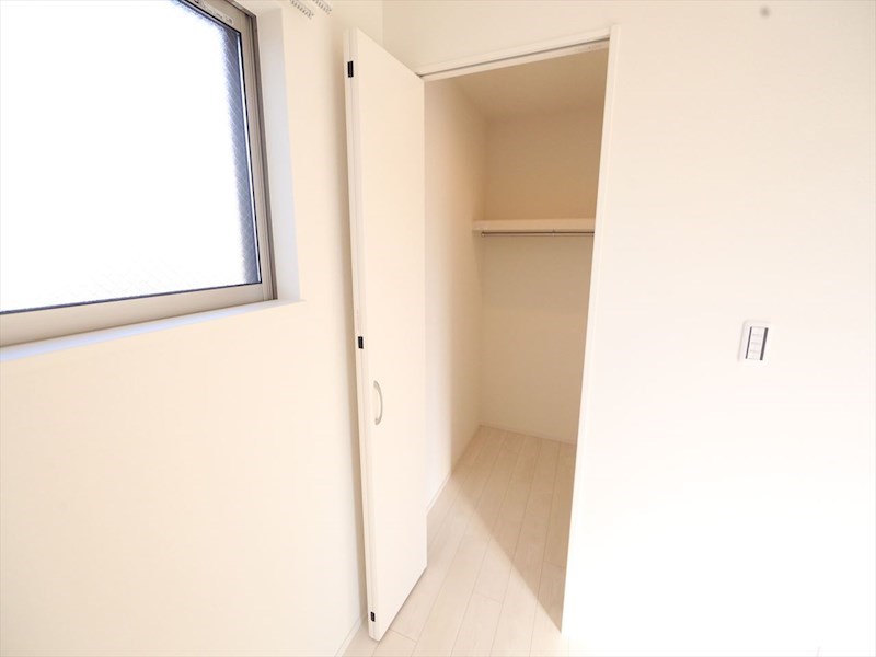 プレミアムテラス松葉町 収納