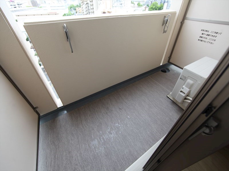 ロイヤルスクエア徳川 ベランダ