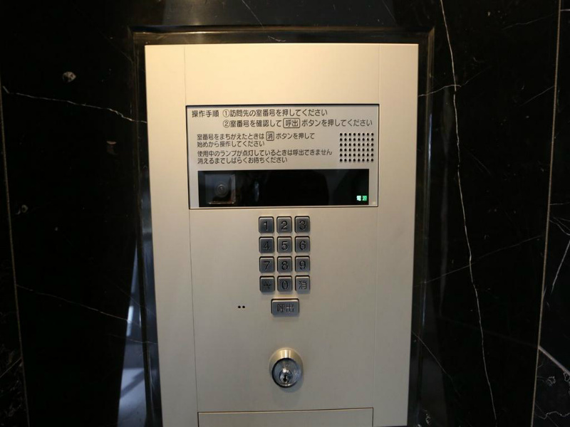プレサンス丸の内レジデンスIII エントランス