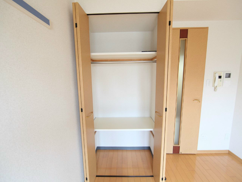 プレサンス鶴舞駅前ブリリアント 収納