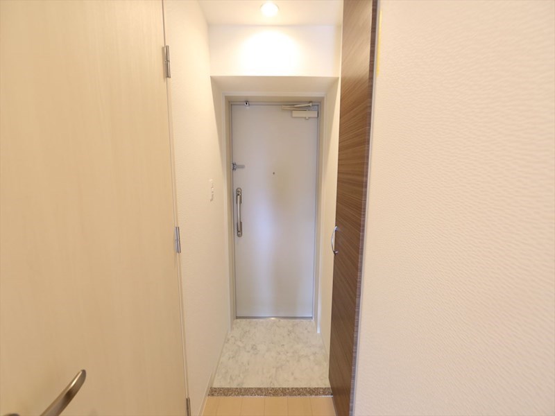Ｓ－ＦＯＲＴ堀田通 玄関
