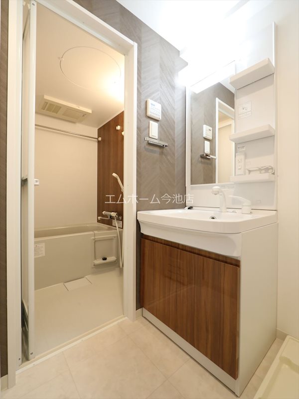 S-RESIDENCE堀田North（ノース） 洗面所