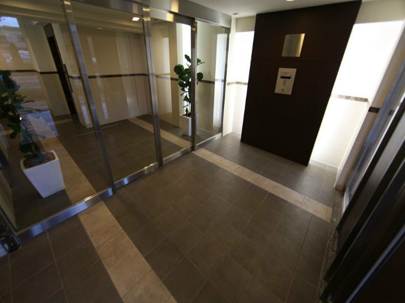 ａＬＡＴＯ白壁 エントランス