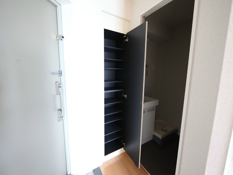 ａＬＡＴＯ白壁 玄関
