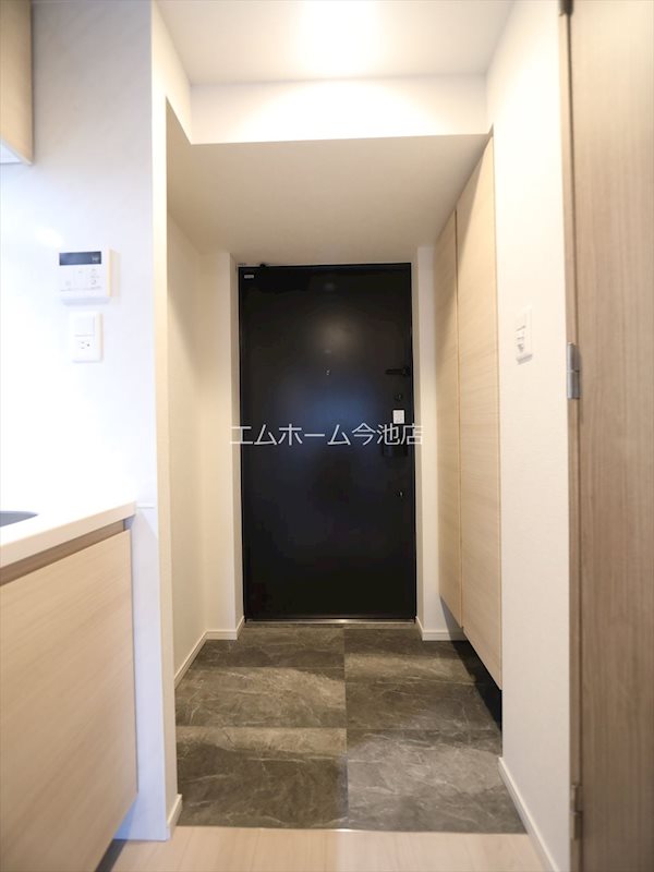 CREST TAPP平安通 玄関