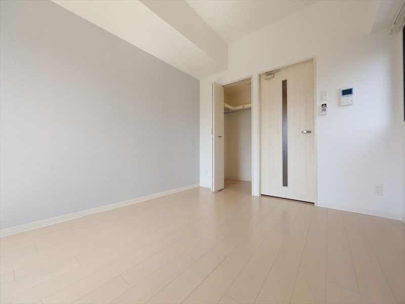 Ｓ－ＦＯＲＴ堀田通 リビング