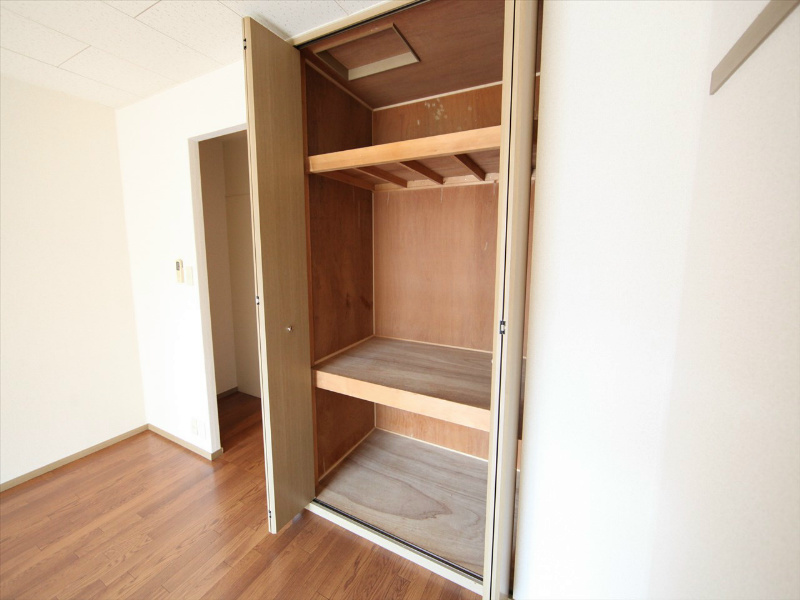 エトワール代官町 収納