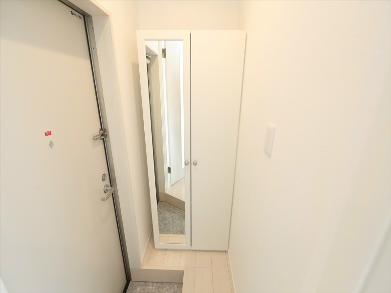 オプティマルコーポIII 玄関