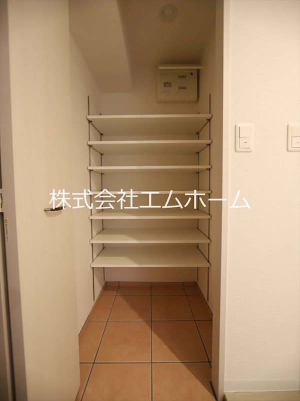 Ｚ・Ｒ東別院 玄関