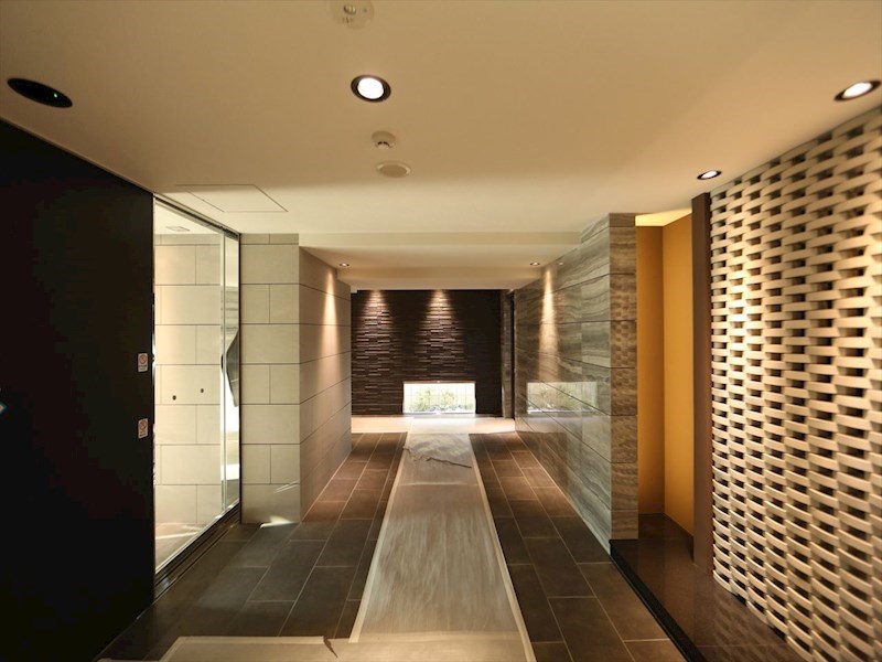 Ｓ－ＲＥＳＩＤＥＮＣＥ堀田Ｎｏｒｔｈ エントランス