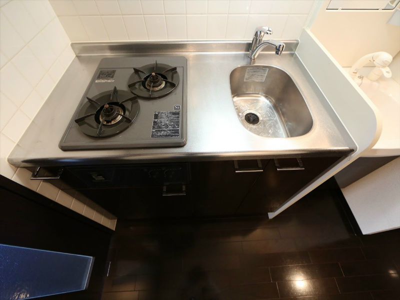 プレミアムコート名古屋金山インテルノ キッチン