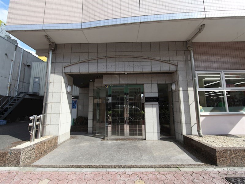 アーバンフラッツ新栄 エントランス