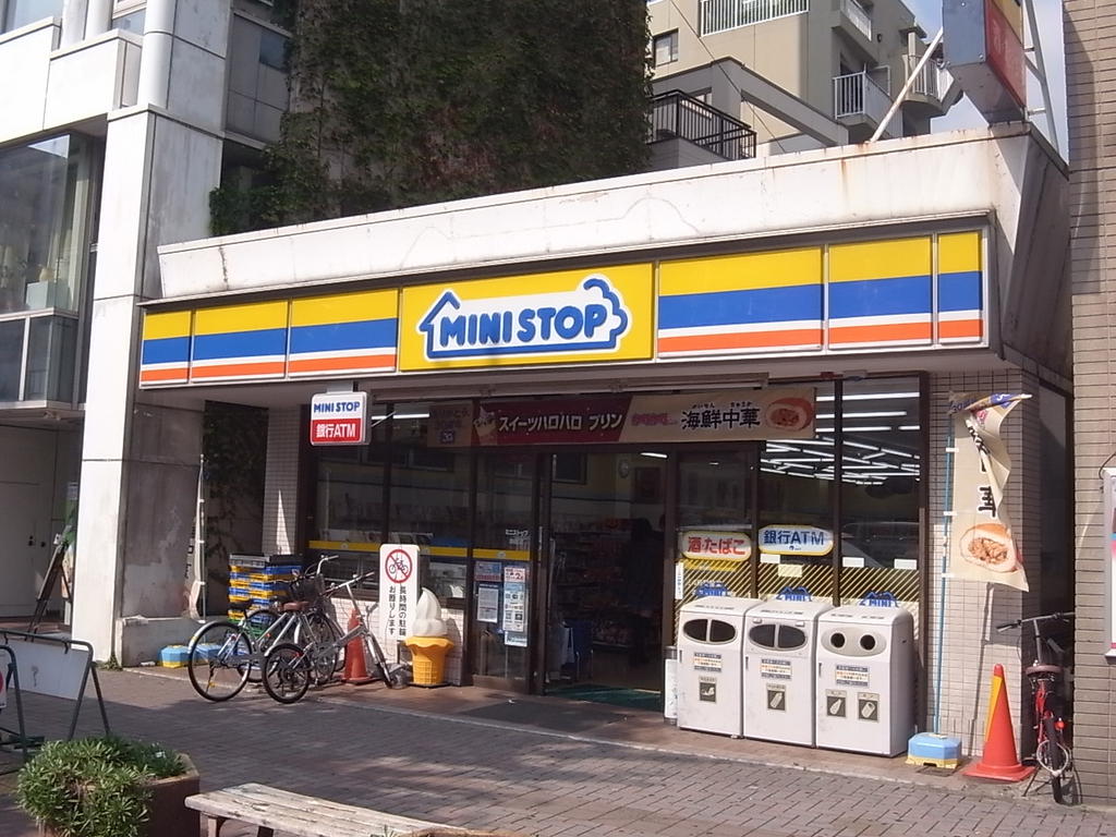 アンシャンテ車道 コンビニ