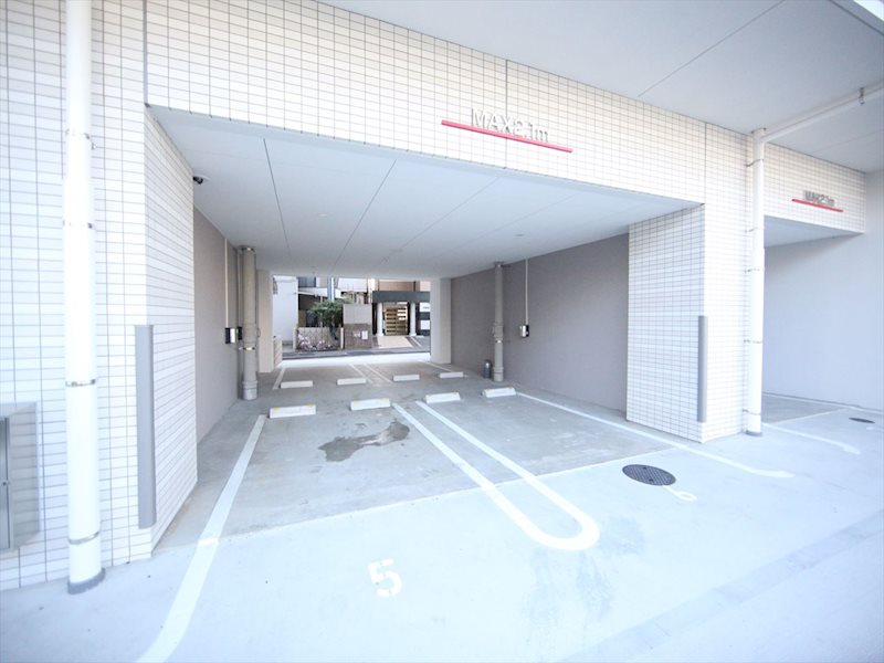 ヴェルデシア名駅南 駐車場
