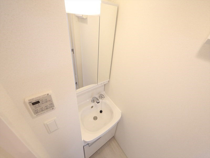 プレサンス広小路通葵 洗面所