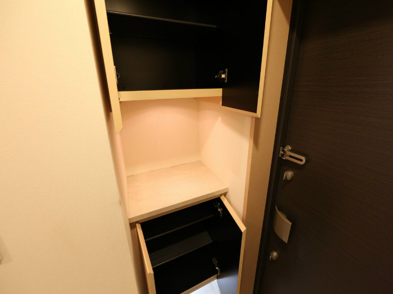 ドゥーエ大須 玄関