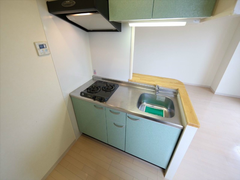 Ｐ－ＳＱＵＡＲＥＳｈｕｍｏｋｕ キッチン