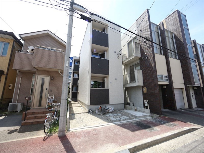 ＲＥＧＡＬＥＳＴ堀田 外観