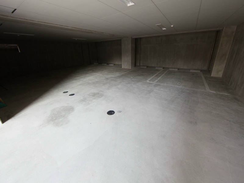 メゾンドガスパール名駅 駐車場