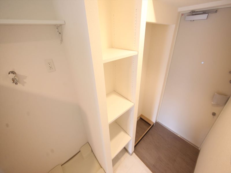 エステムコート名古屋千種グレイス 玄関