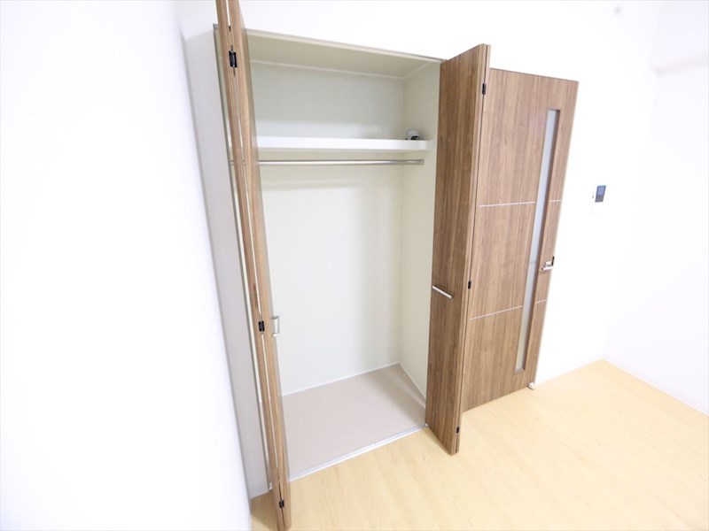 パークゲート栄白川 玄関