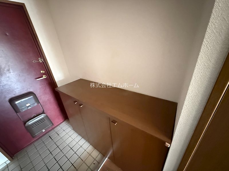 トワピエスつつじが丘 玄関